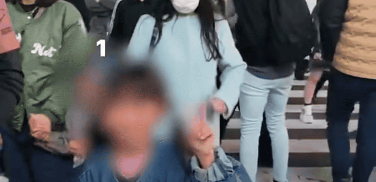 Gužva i guranje na pješačkom prijelazu u Tokiju