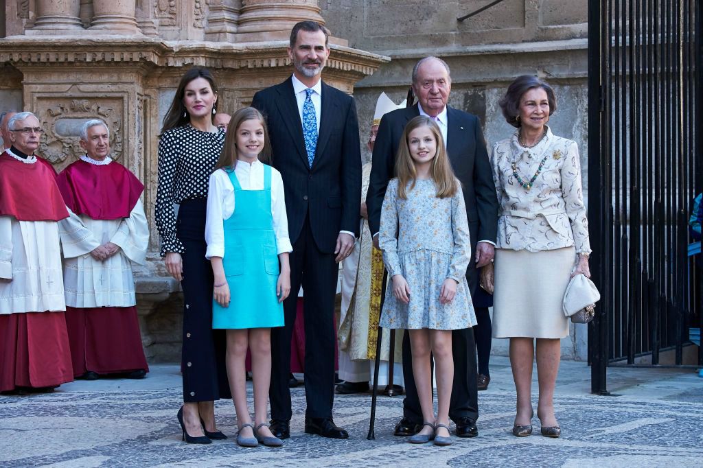 Španjolska kraljevska obitelj na uskrsnoj misi