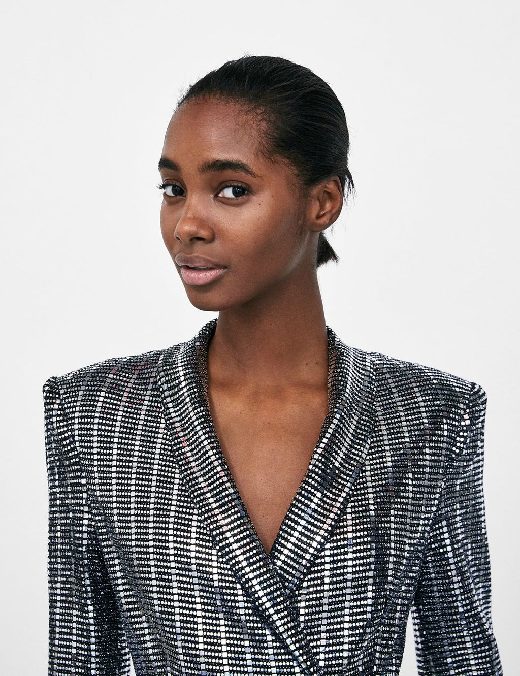 Metalik haljina brenda Zara