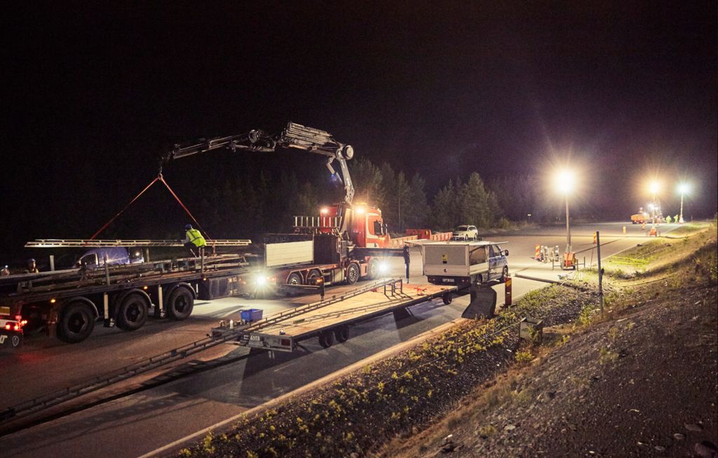 Postavljanje tračnica za punjenje (Foto: eRoadArlanda)