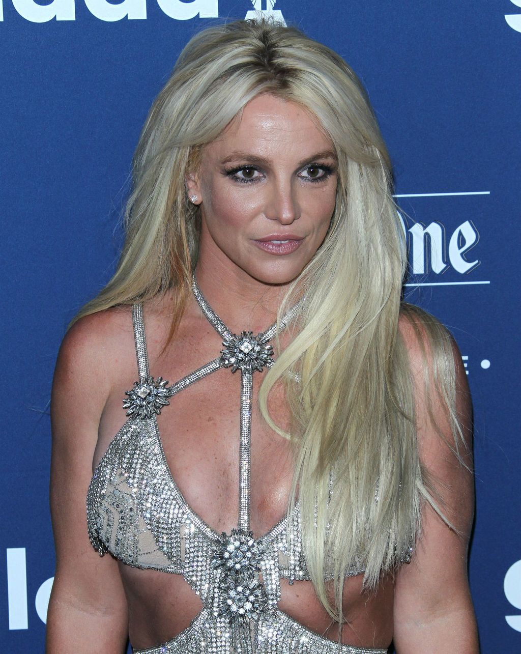 Britney Spears u gaf haljini koja ne laska figuri