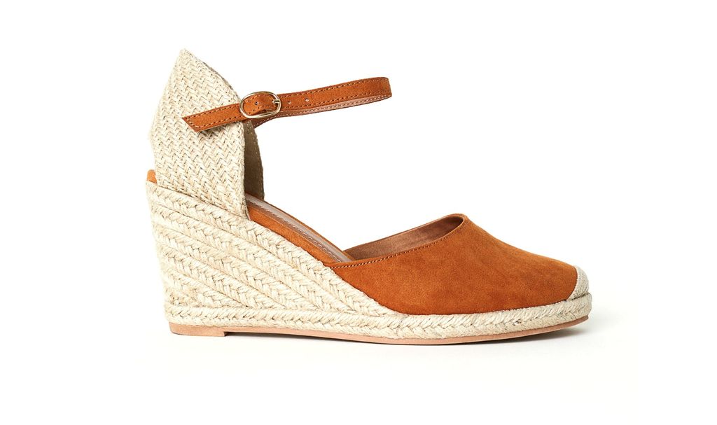 H&M, 30 eura (222 kn)