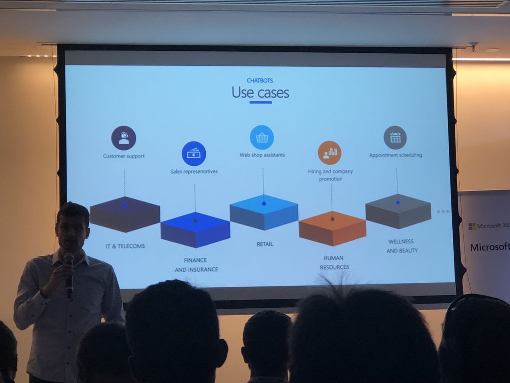 Predavanje o chatbotovima