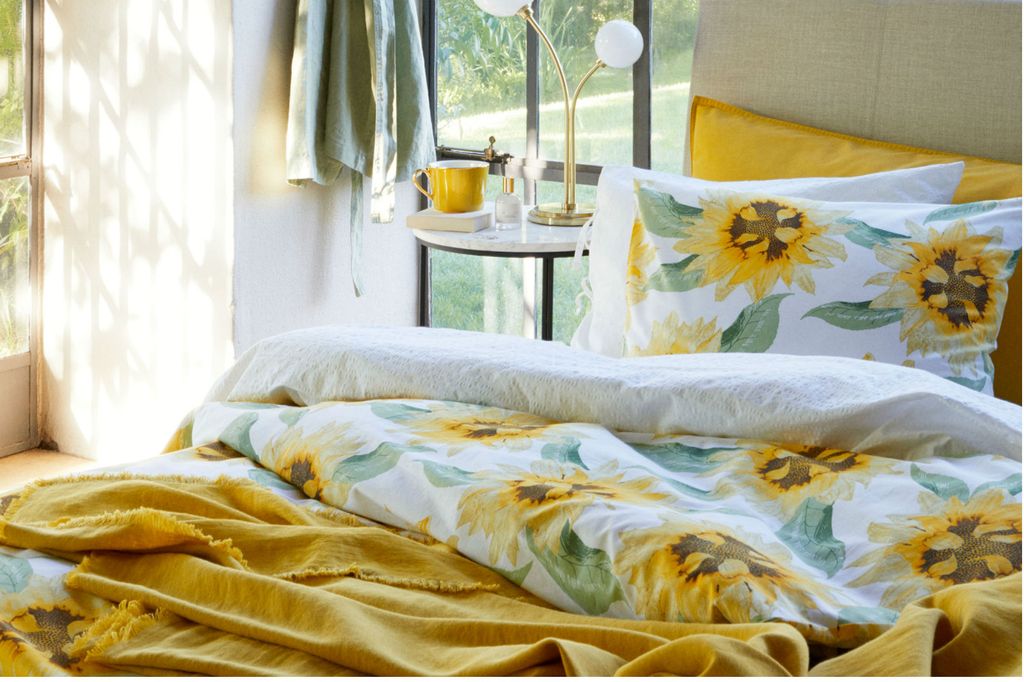 H&M Home posteljina na suncokrete
