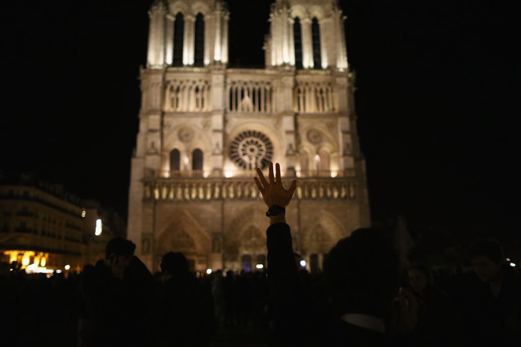 Katedrala Notre-Dame prije i poslije požara (Foto: AFP)