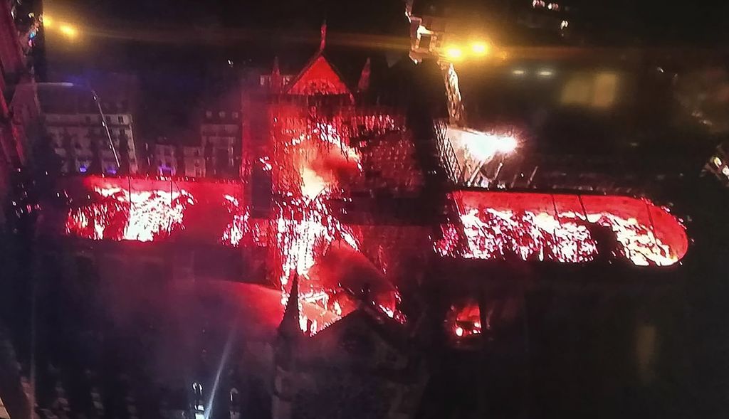 Sanacija požarišta na katedrali Notre Dame (Foto: AFP) - 5