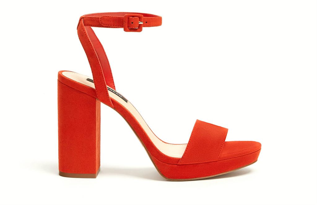 Pull & Bear, 199 kuna