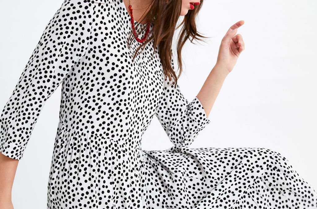 Haljina na točkice španjolskog brenda preplavila je društvene mreže