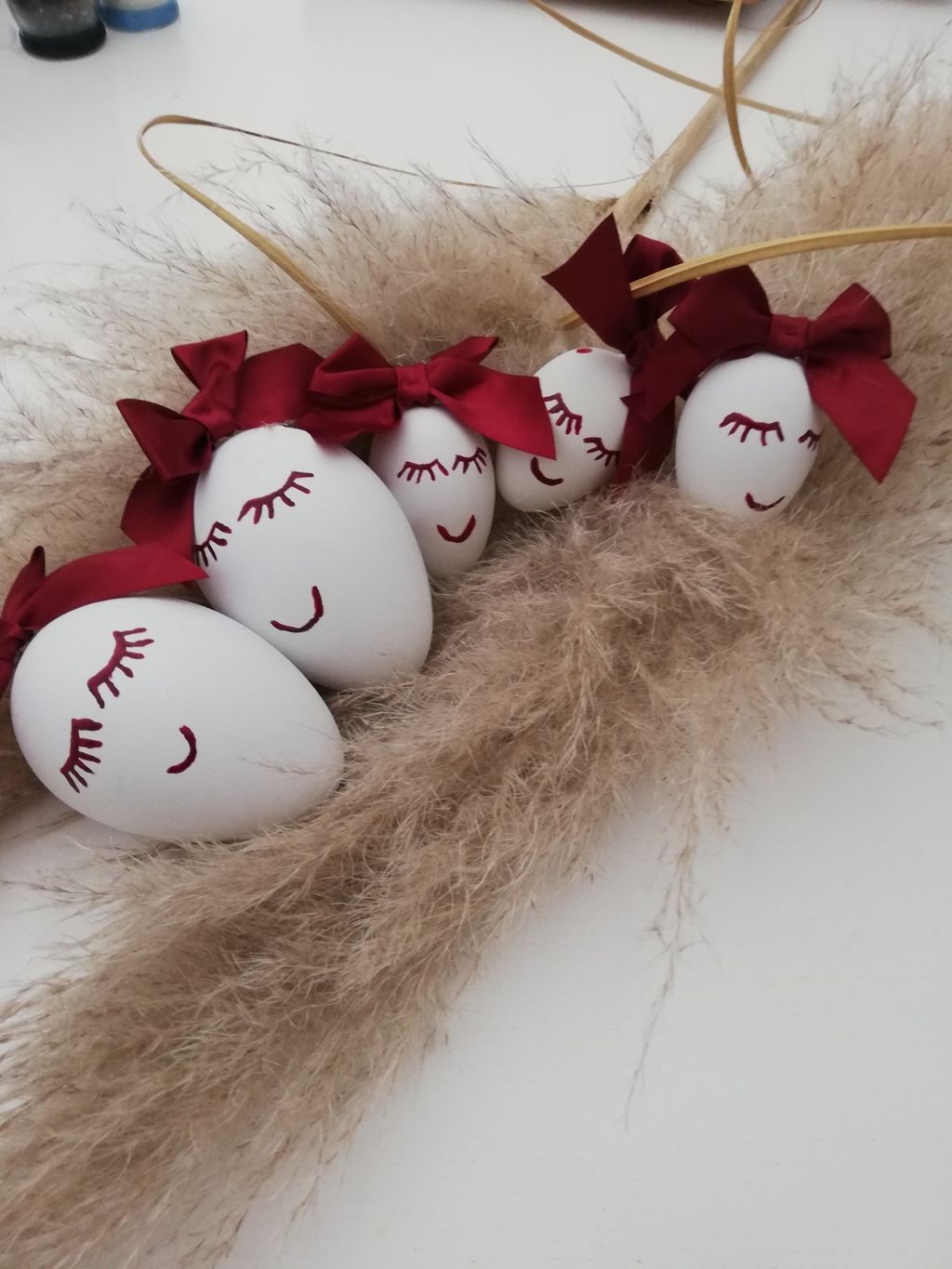 Pisanice ukrašene mašnicom - 4