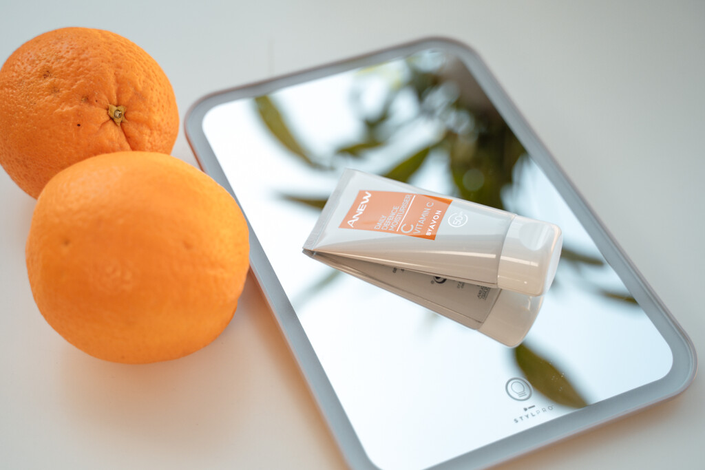 Avonov Anew losion s vitaminom C