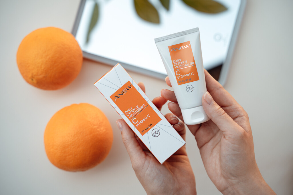 Avonov Anew losion s vitaminom C