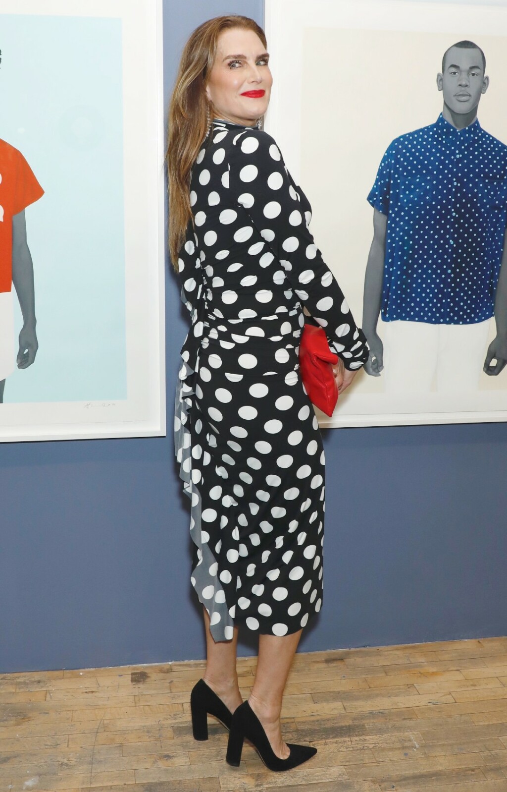 Brooke Shields u haljini s točkastim uzorkom