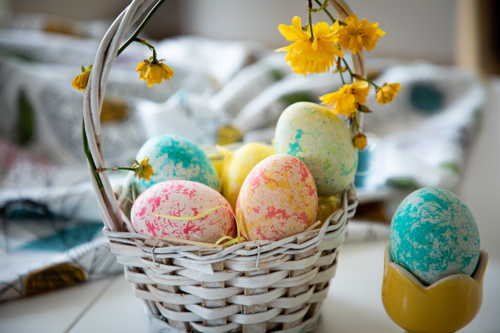 Bojanje jaja s rižom