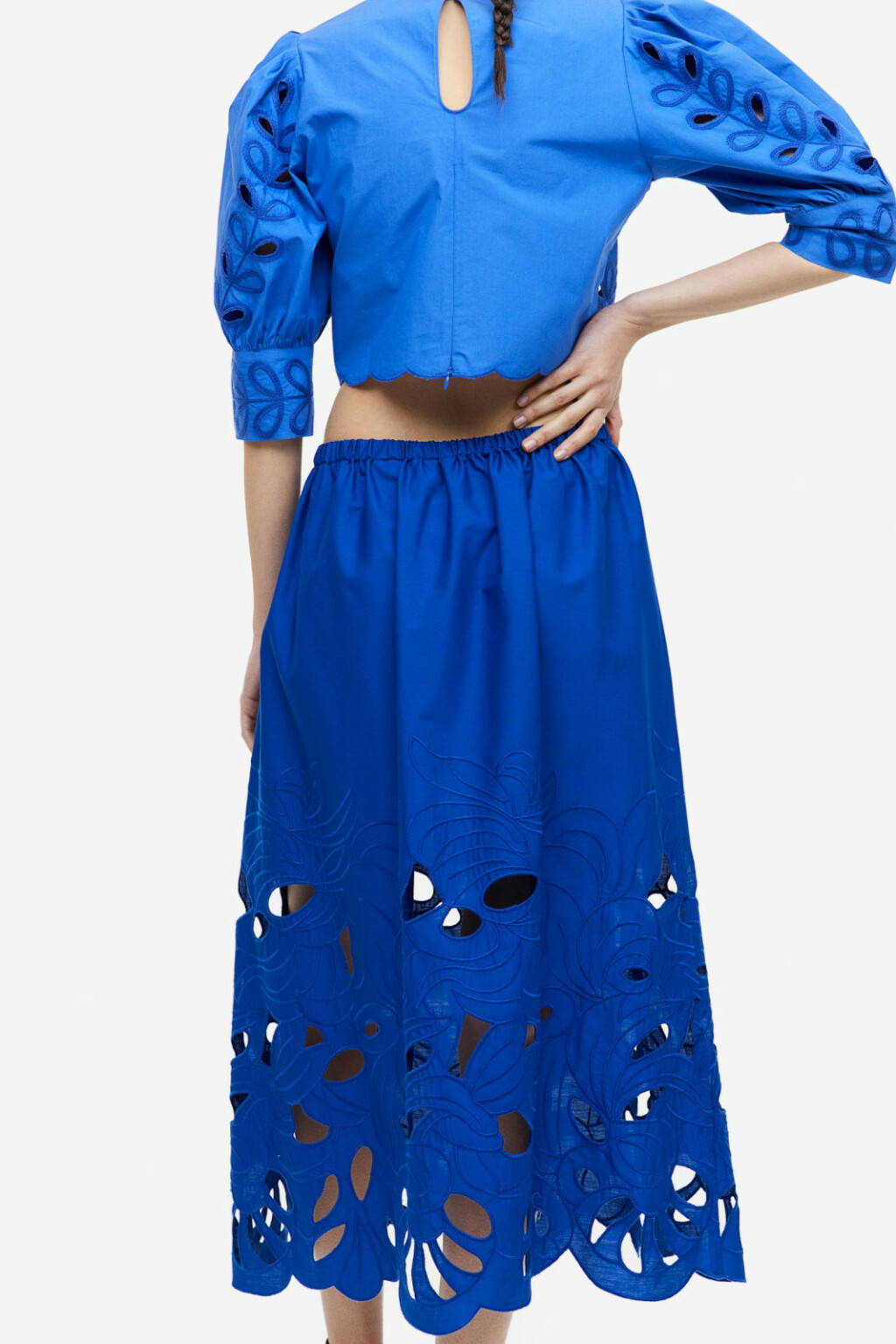 Suknja iz H&M-a koja se može nositi i na posao i na vjenčanje - 3