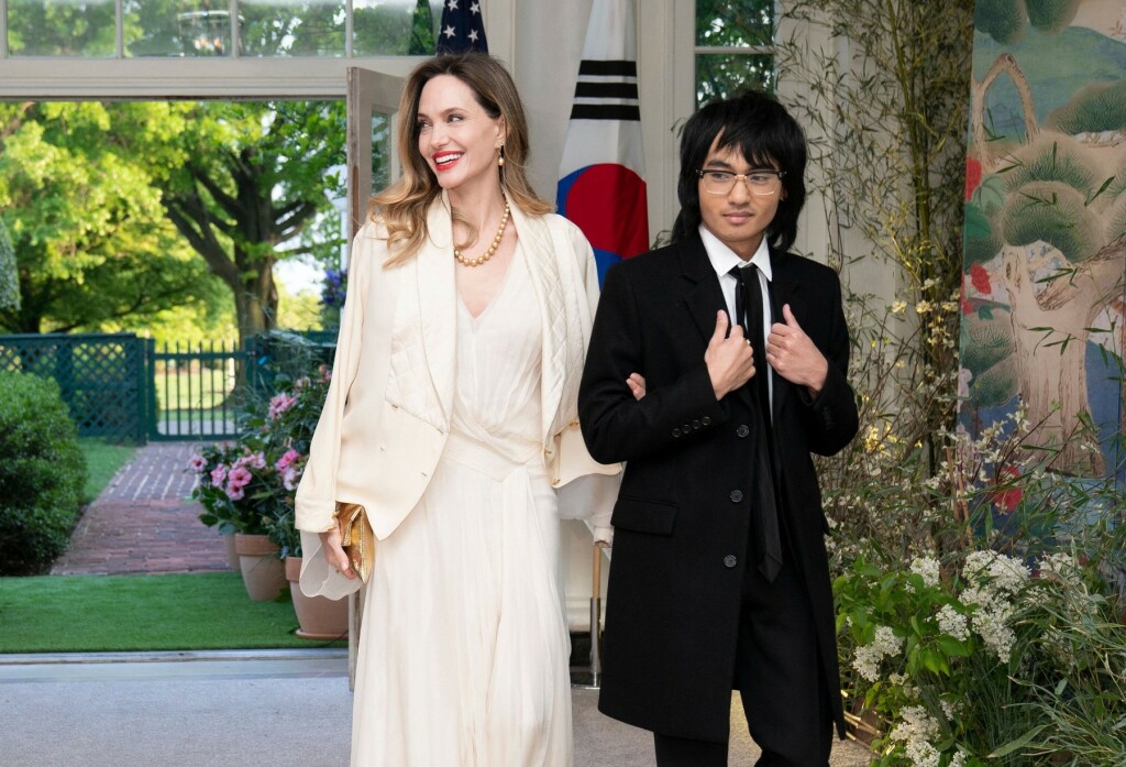 Angelina Jolie sa sinom Maddoxom