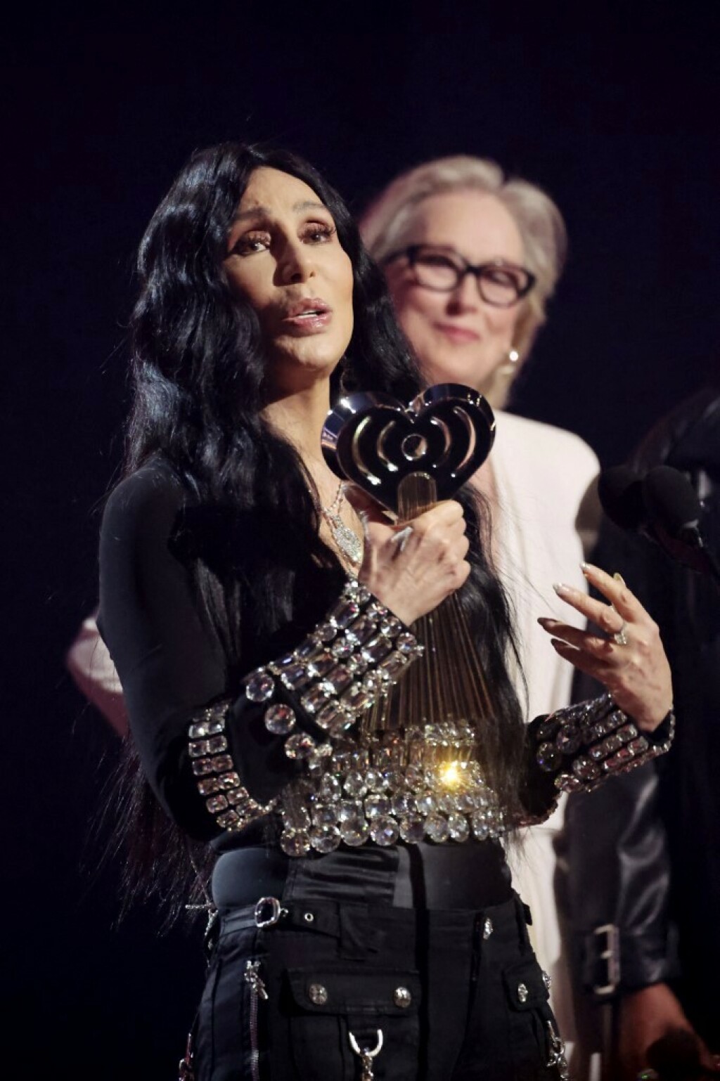 Cher je dobila nagradu za glazbenu ikonu na dodjeli iHeartRadio