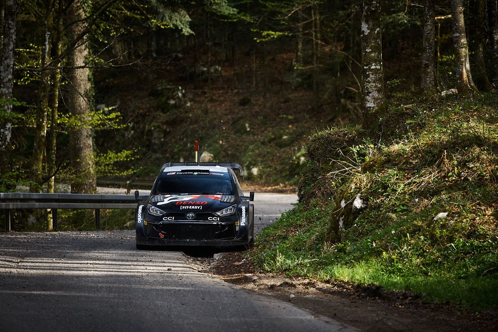 Toyota na WRC Croatia Rally zagrijavanju