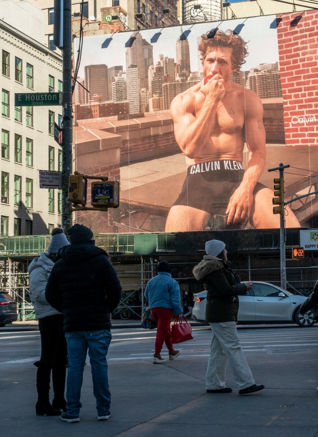 Reklama s Jeremyjem Allenom Whiteom u New Yorku