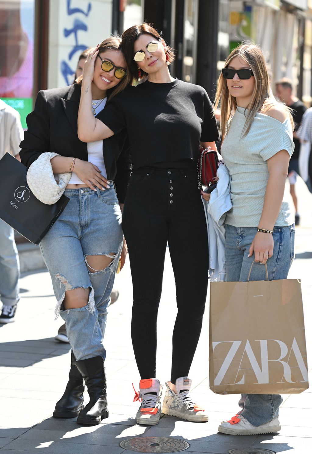 Anica Kovač s kćerima - 5