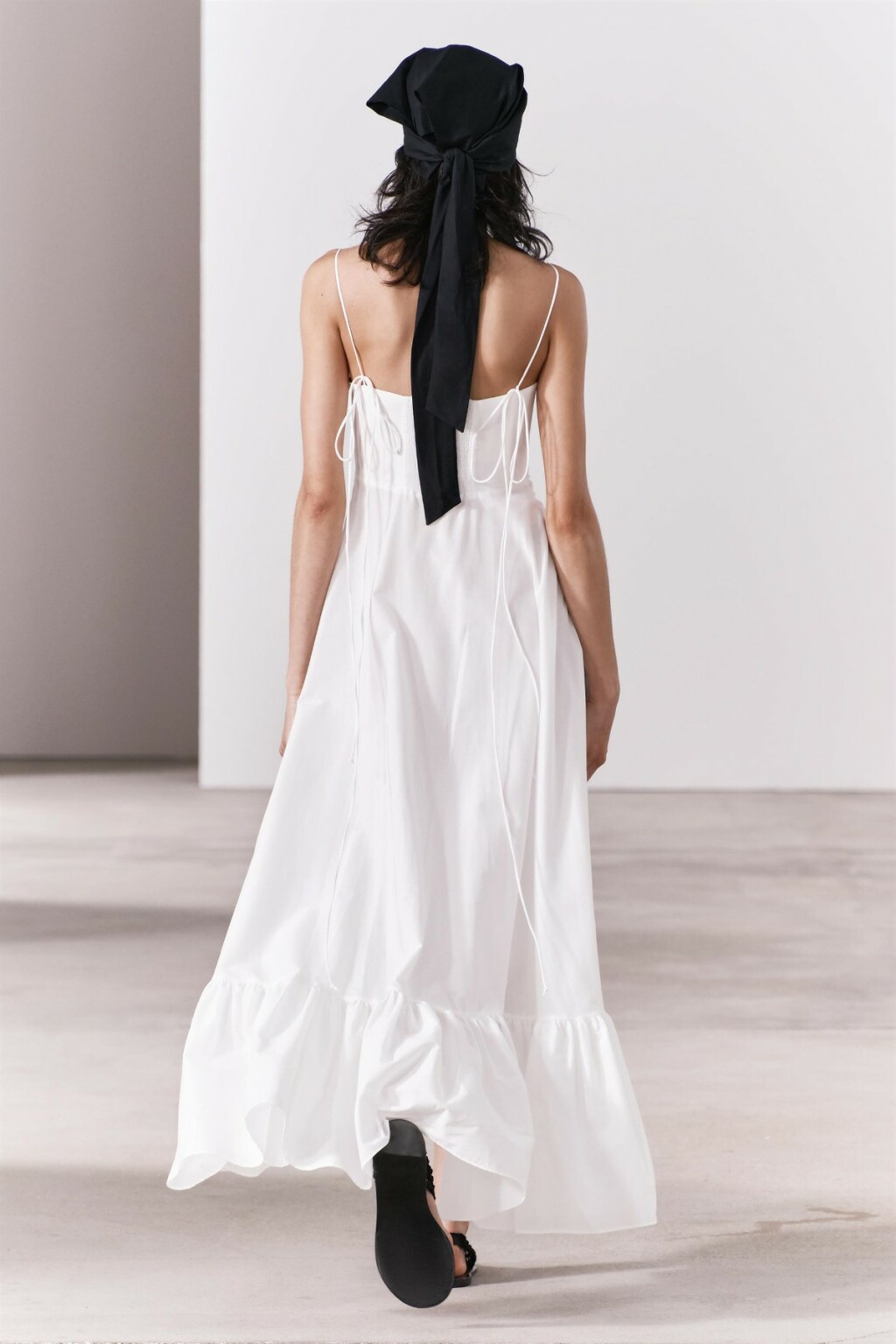 Viralna haljina iz Zare