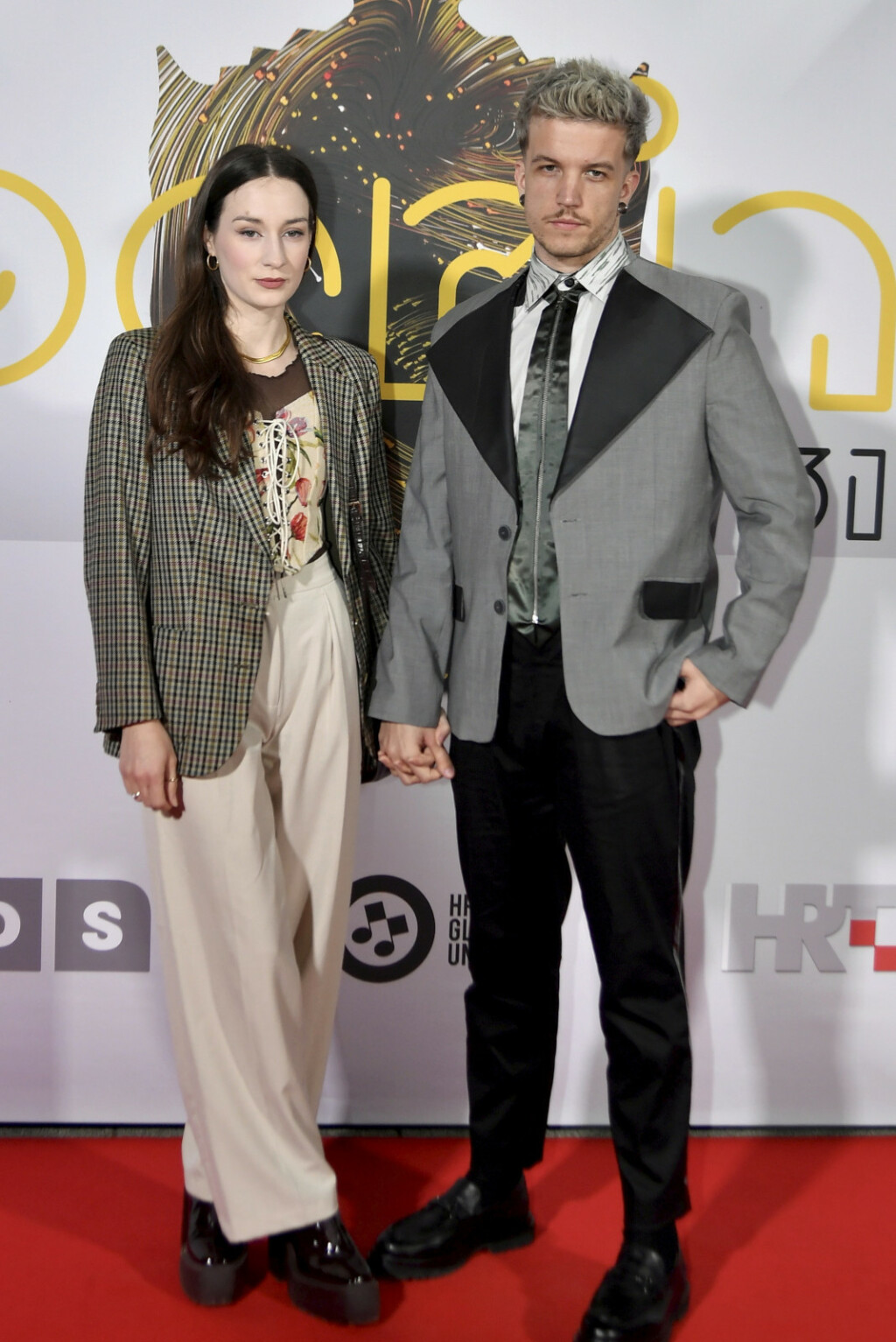 Baby Lasagna s djevojkom Elizabetom Ružić na dodjeli Porina