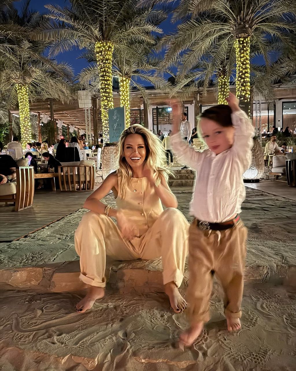 Maja Šuput i Bloom modno usklađeni u Dubaiju - 1