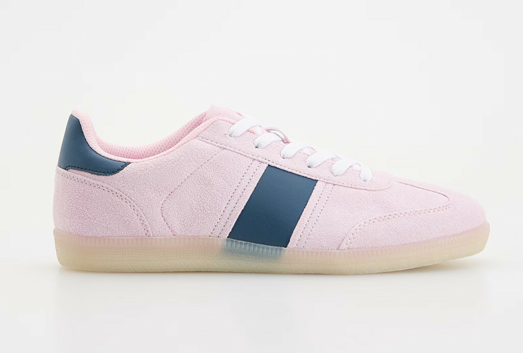 Reserved, 35,99 eura