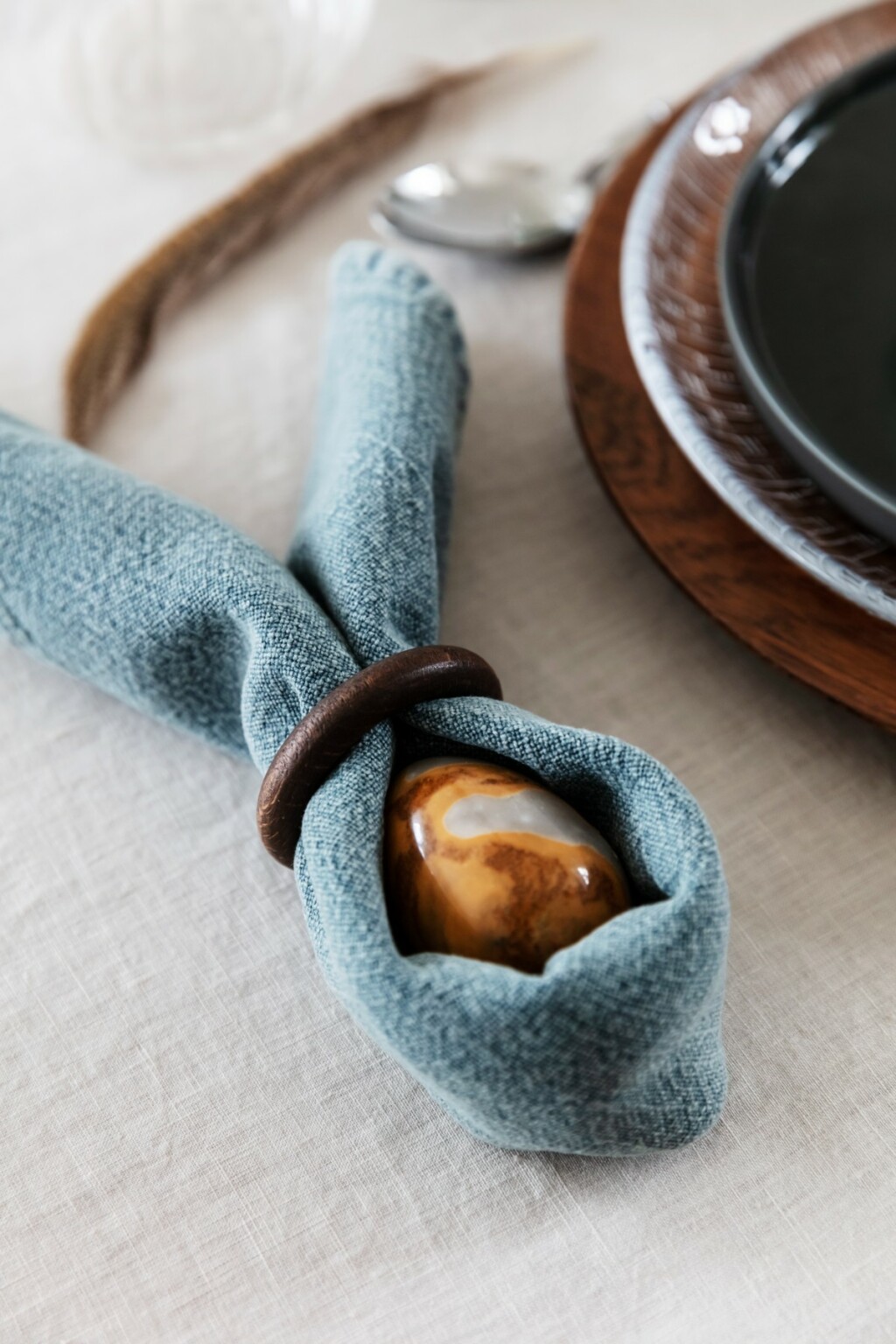 Ideje za ukrašavanje tanjura za Uskrs