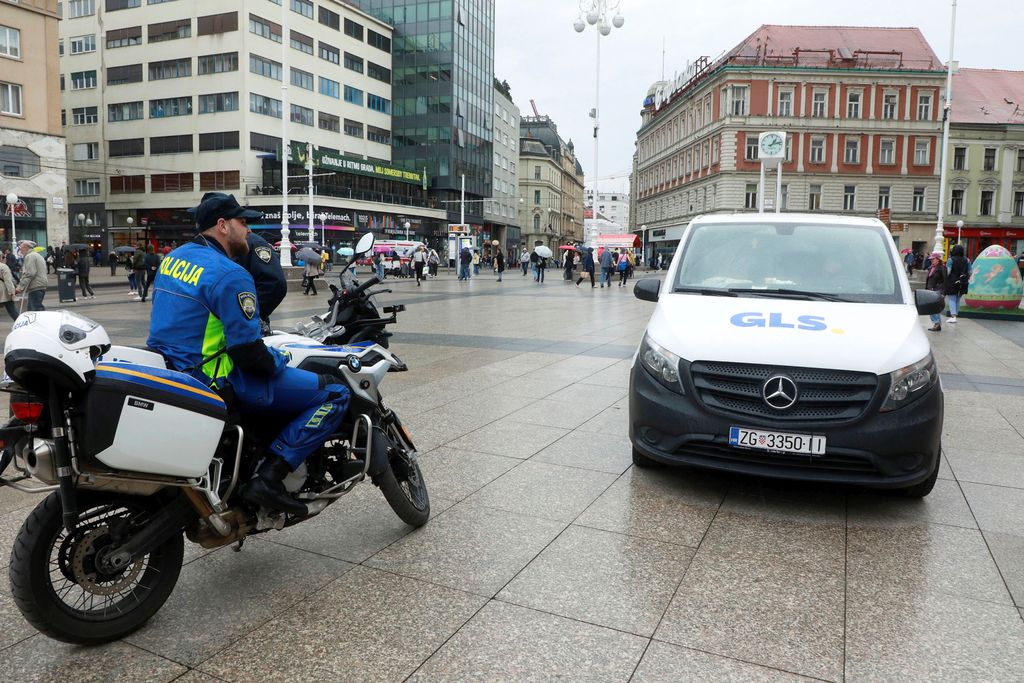 Nesreća na glavnom zagrebačkom trgu - 2