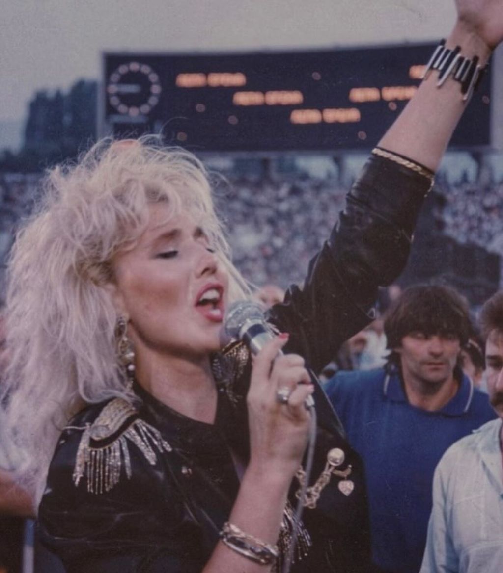 Lepa Brena u mladosti - 5