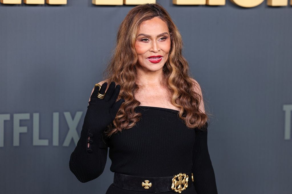 Tina Knowles - 3