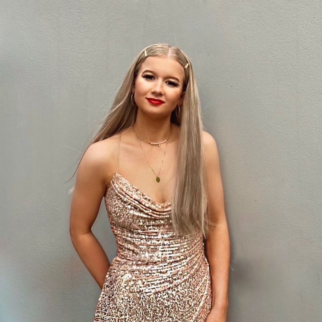 Dominique McShain - 1