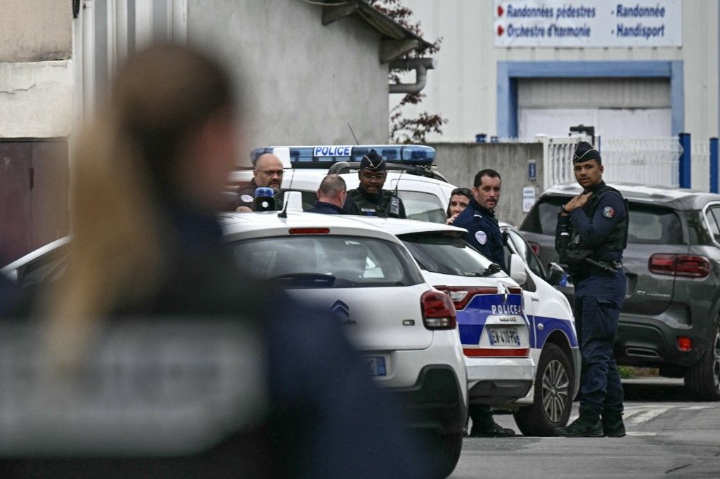 Napad nožem u školi u Francuskoj, policija na mjestu zločina
