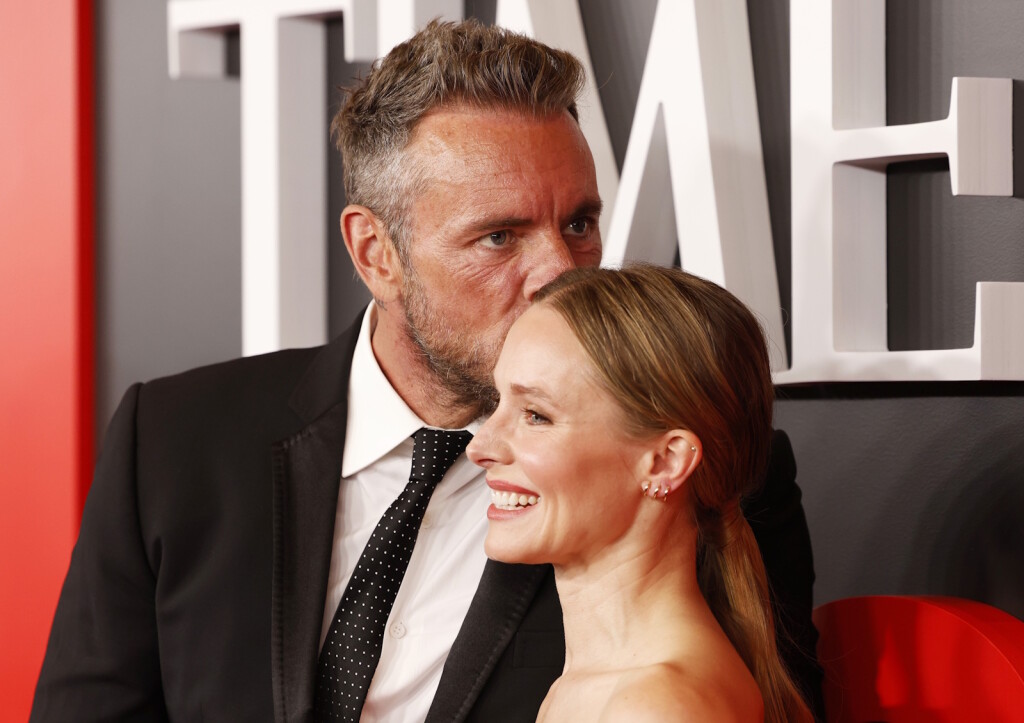 Dax Shepard često nosi tenisice na crveni tepih - 8