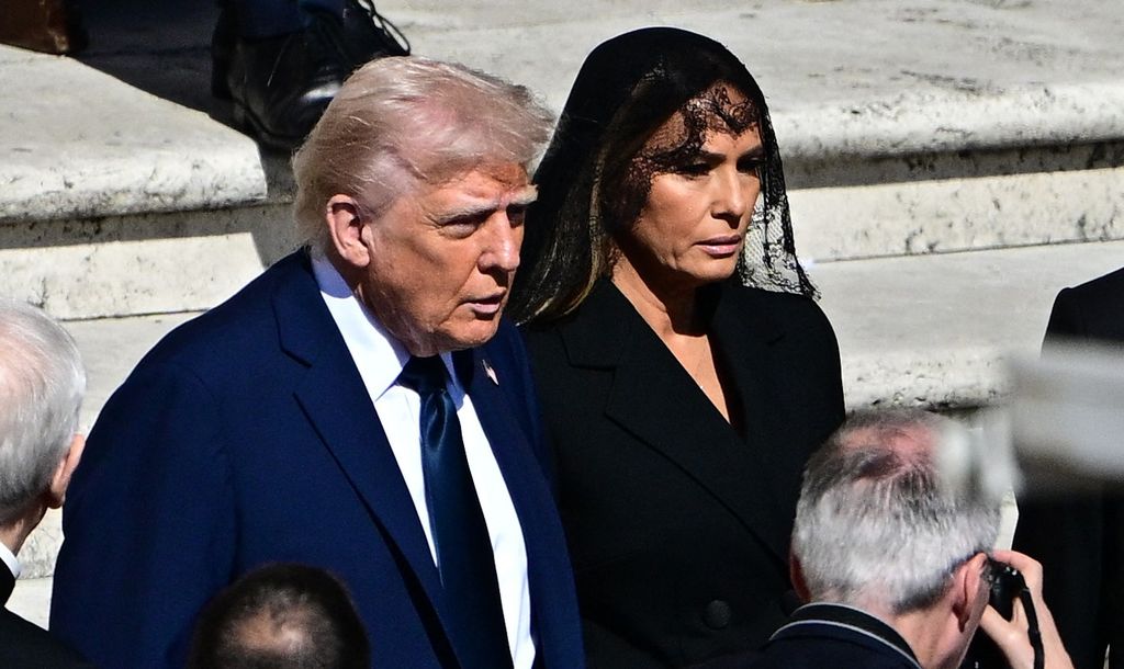 Donald i Melania Trump na ispraćaju pape Franje - 2