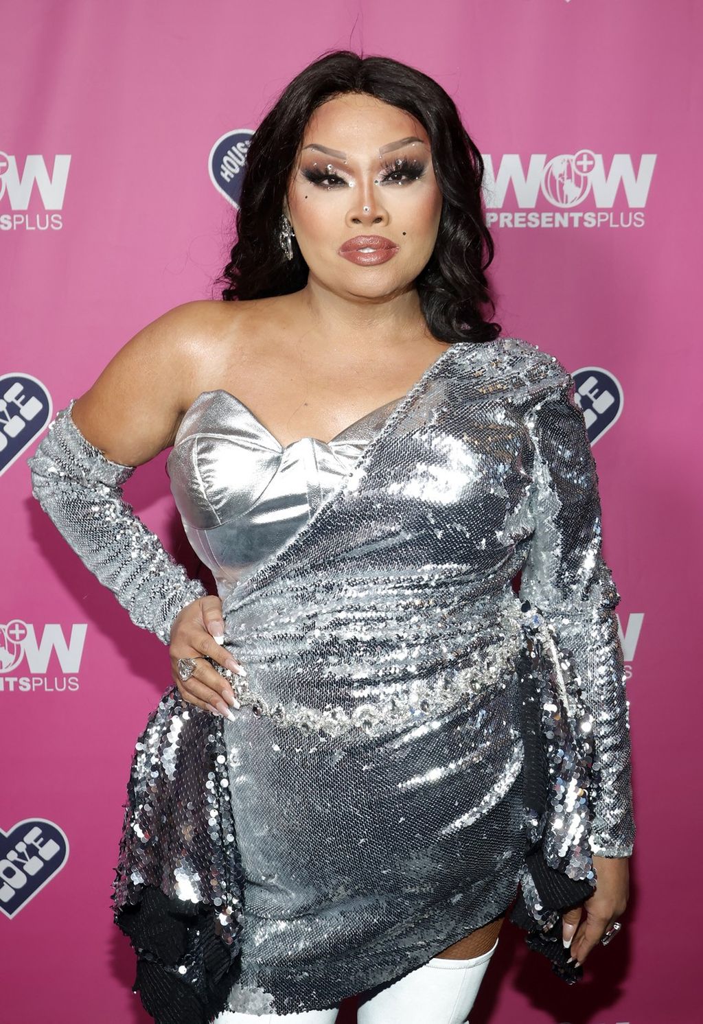 Jiggly Caliente - 4