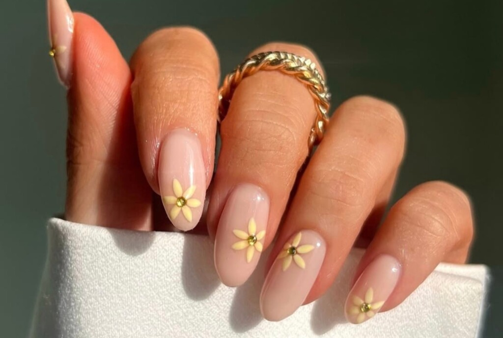 Cvjetna milk bath manikura