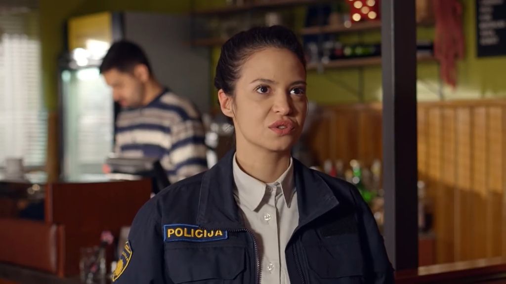 Tijana Pečenčić kao Alma u ''Na granici'' - 1
