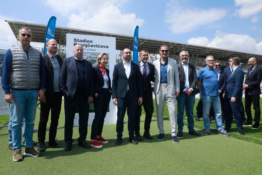 Polaganje kamena temeljca u Kranjčevićevoj