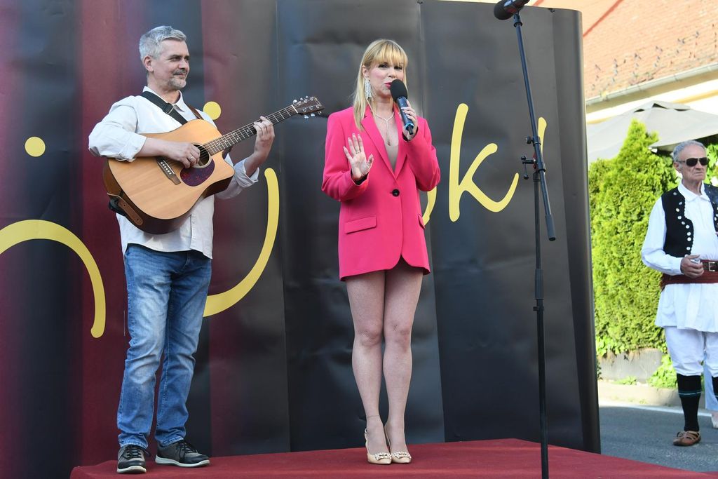 Mila Elegović - 3
