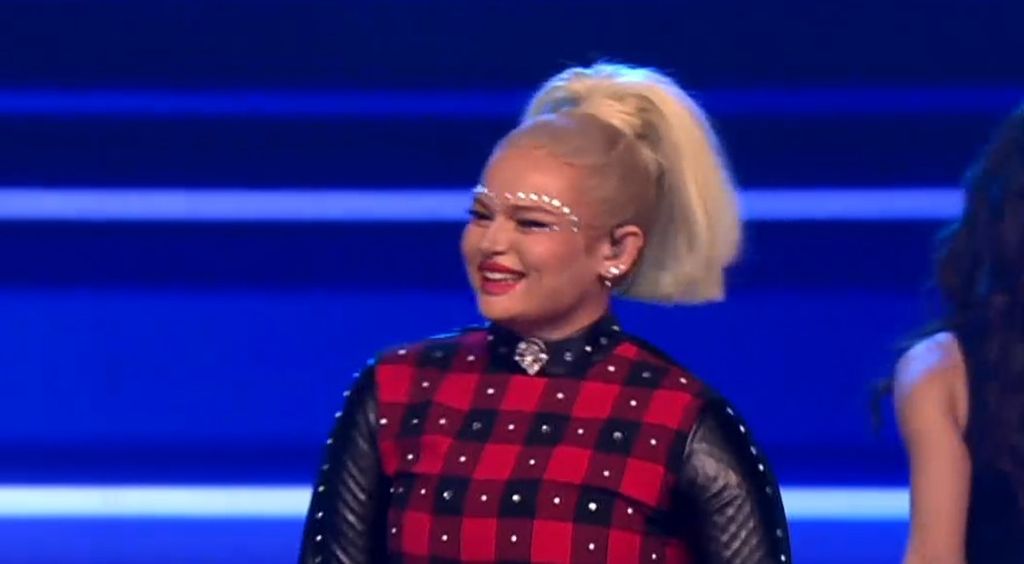 Laura Sučec kao Gwen Stefani