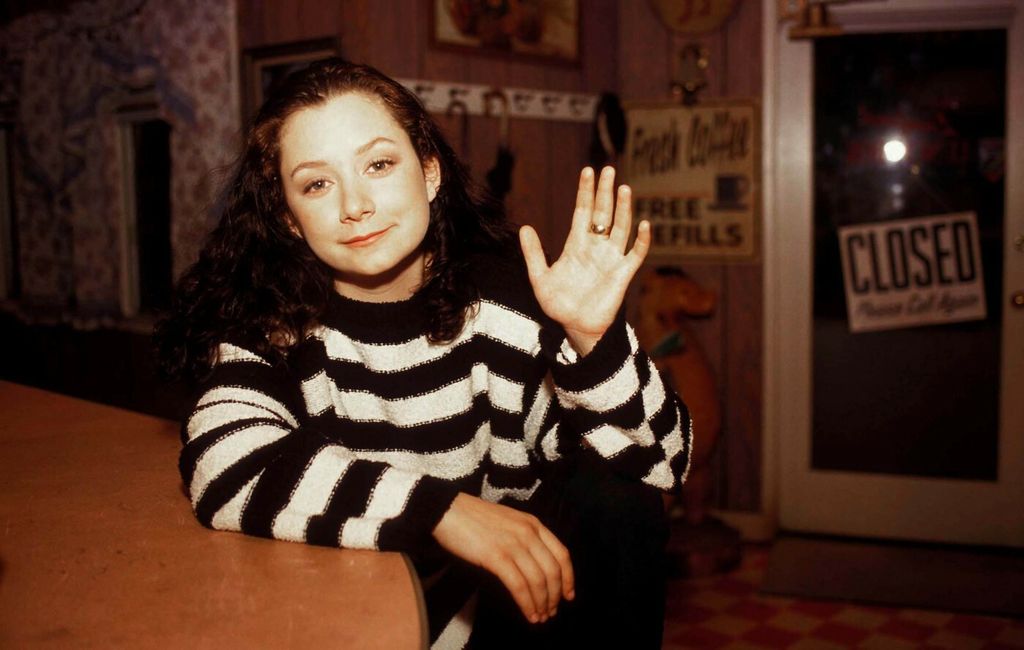 Sara Gilbert - 17