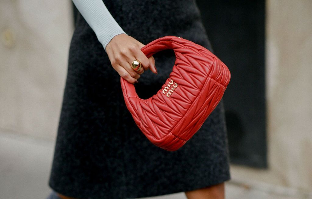 Efektna torbica podiže svako izdanje