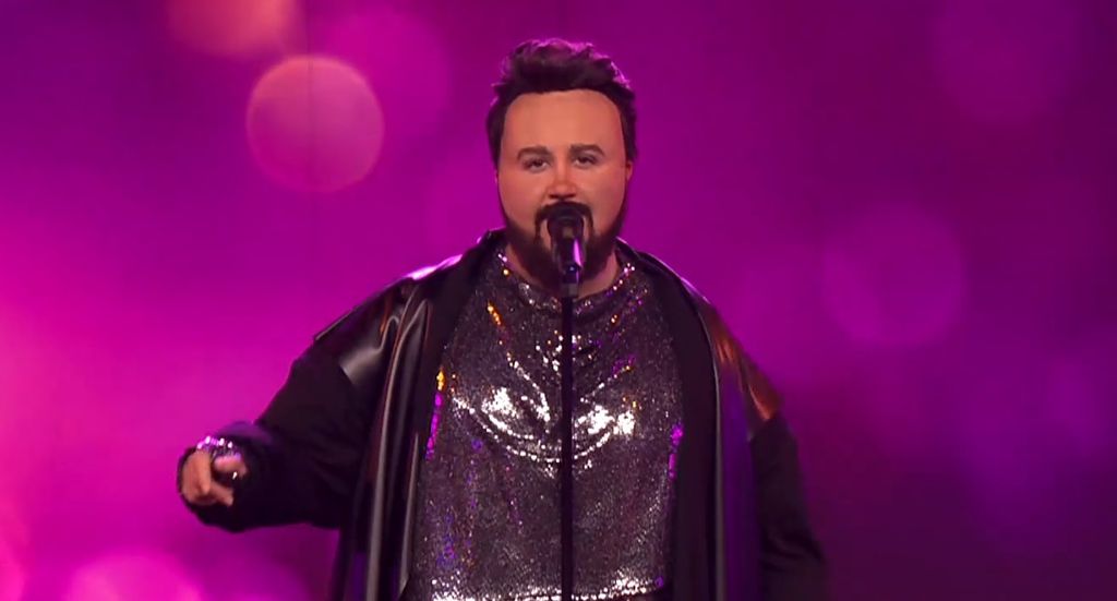 Iva Ajduković kao Jacques Houdek