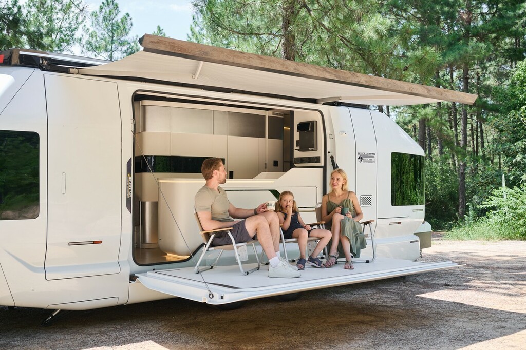 Kamp-kućica s pomičnom terasom