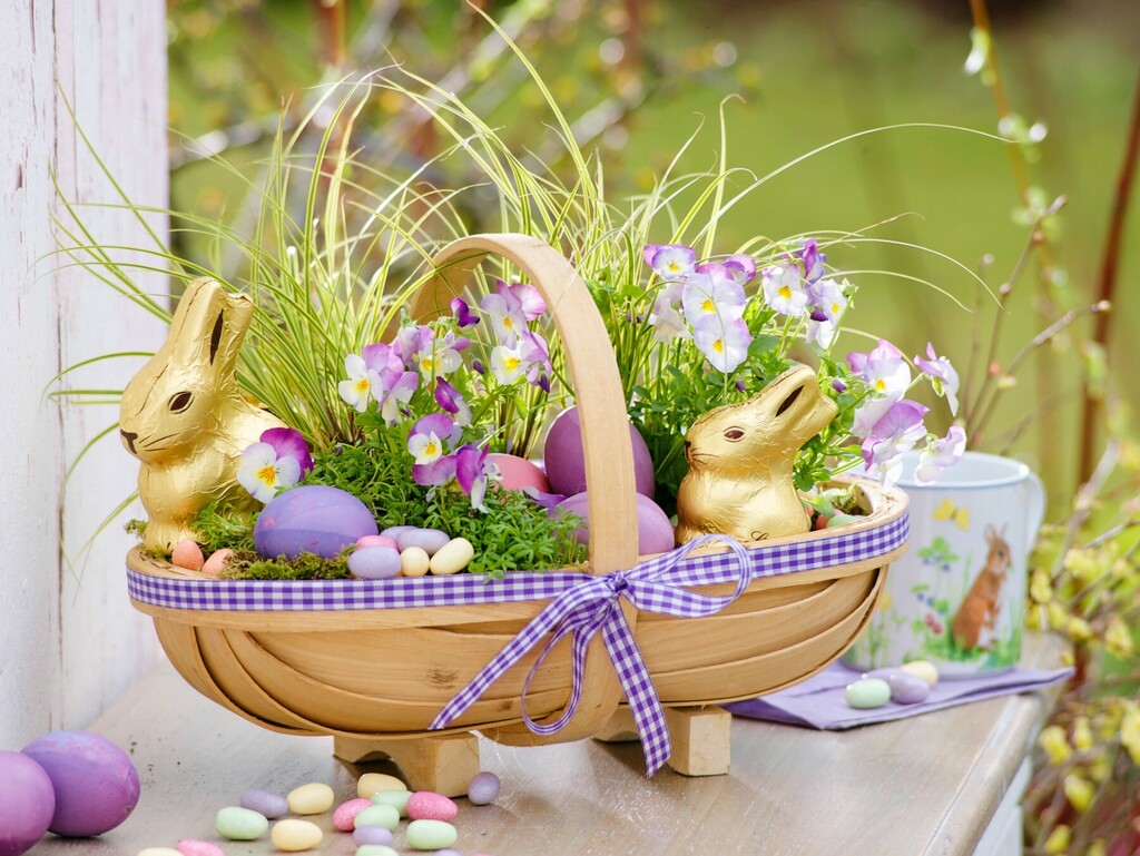 Maćuhice kao dio uskrsne dekoracije