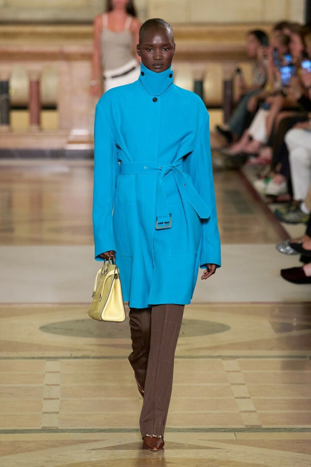 Tory Burch kaput iz kolekcije za proljeće / ljeto 2026.