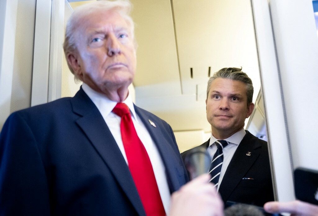 Donald Trump, Pete Hegseth