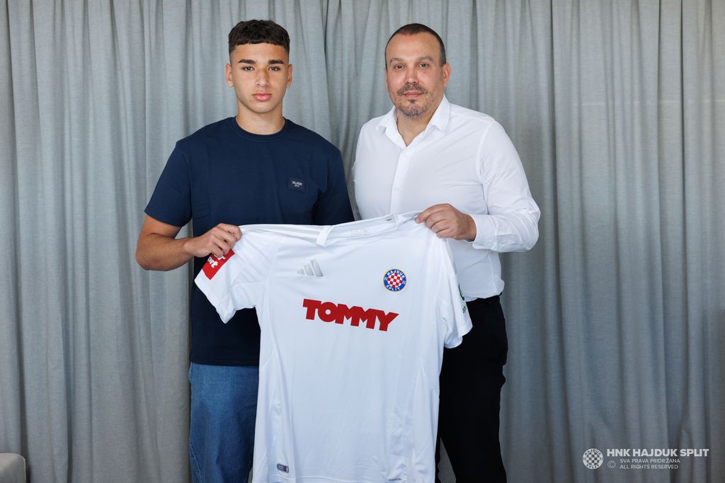 Adam Huram i bivši direktor Francois Vitali