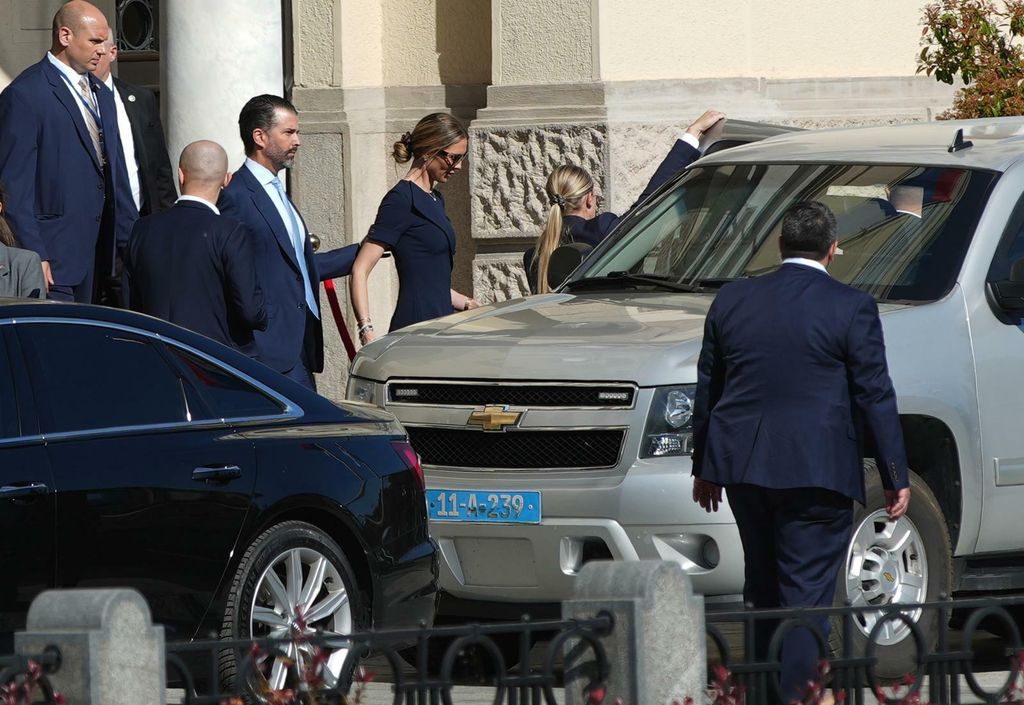 Donald Trump ml., Bettina Anderson